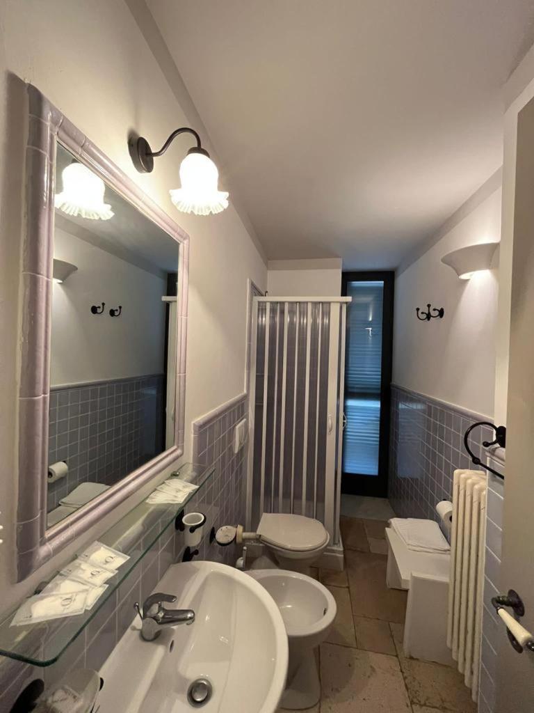 Palazzo Angelelli Bed & Breakfast กัลลีโปลี ภายนอก รูปภาพ