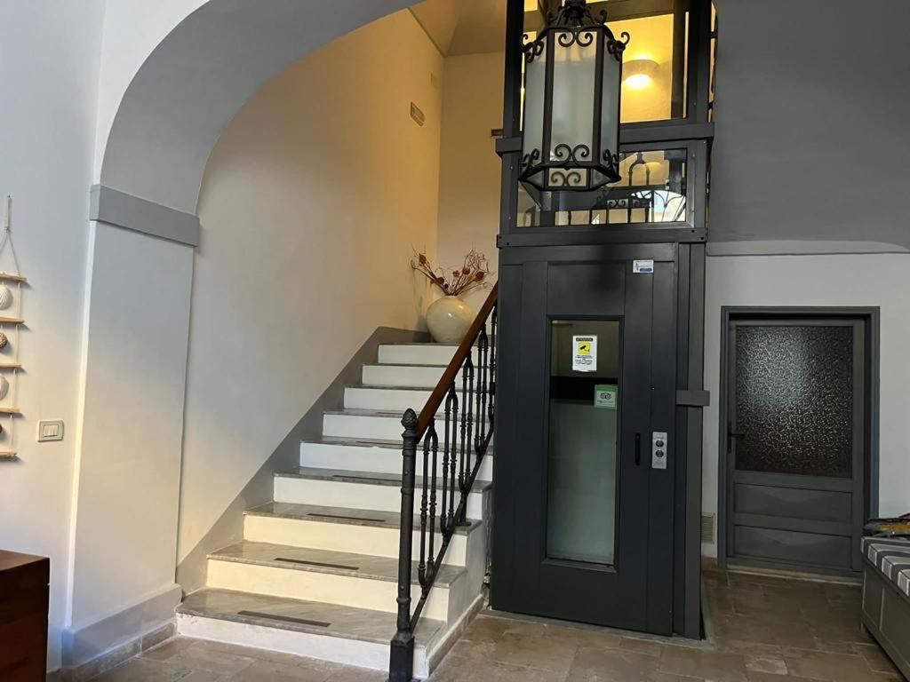 Palazzo Angelelli Bed & Breakfast กัลลีโปลี ภายนอก รูปภาพ