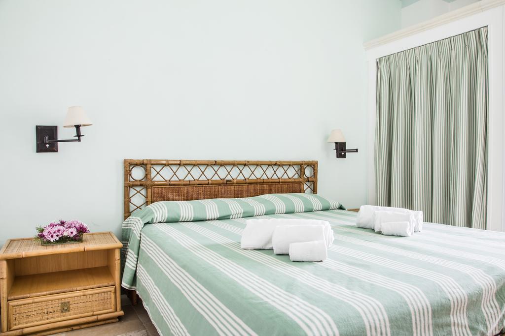 Palazzo Angelelli Bed & Breakfast กัลลีโปลี ภายนอก รูปภาพ