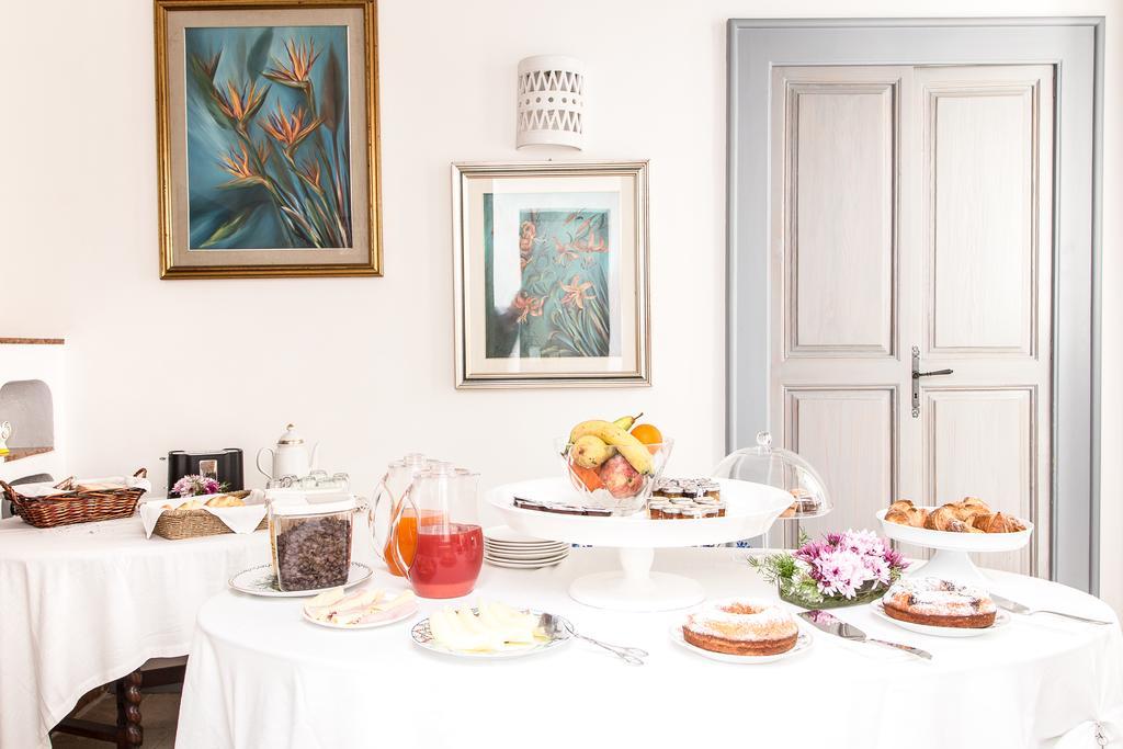 Palazzo Angelelli Bed & Breakfast กัลลีโปลี ภายนอก รูปภาพ