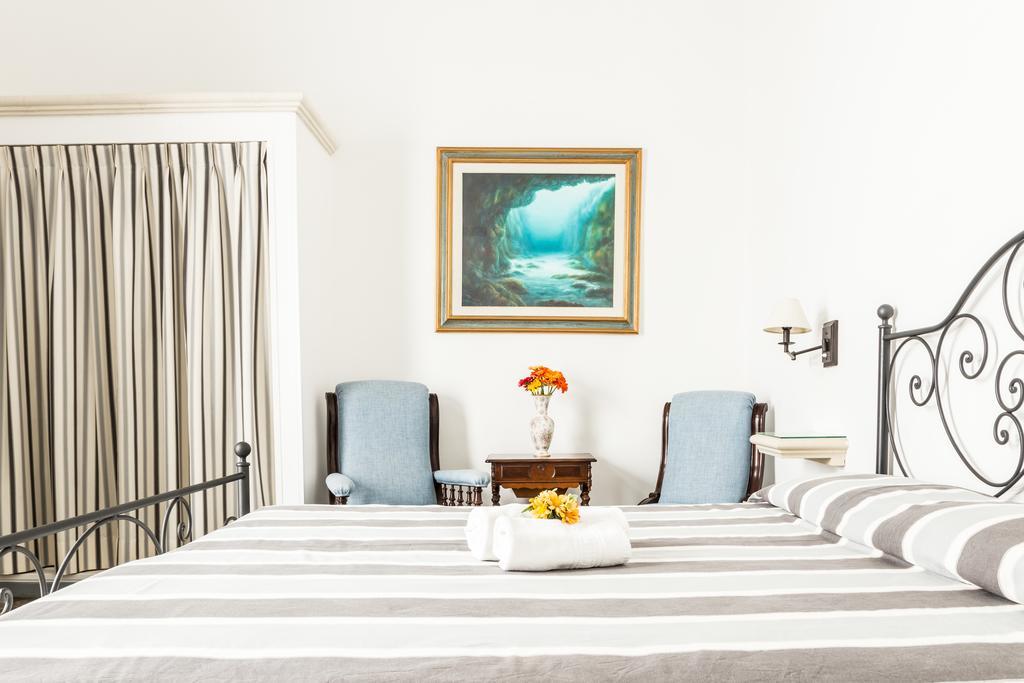 Palazzo Angelelli Bed & Breakfast กัลลีโปลี ภายนอก รูปภาพ