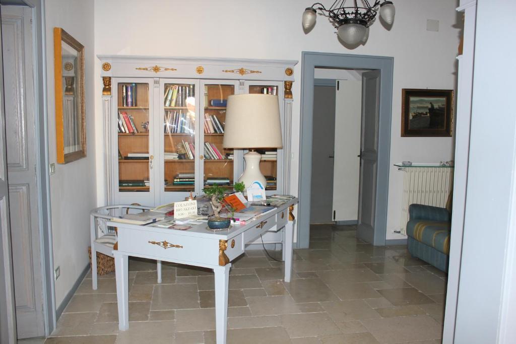 Palazzo Angelelli Bed & Breakfast กัลลีโปลี ภายนอก รูปภาพ